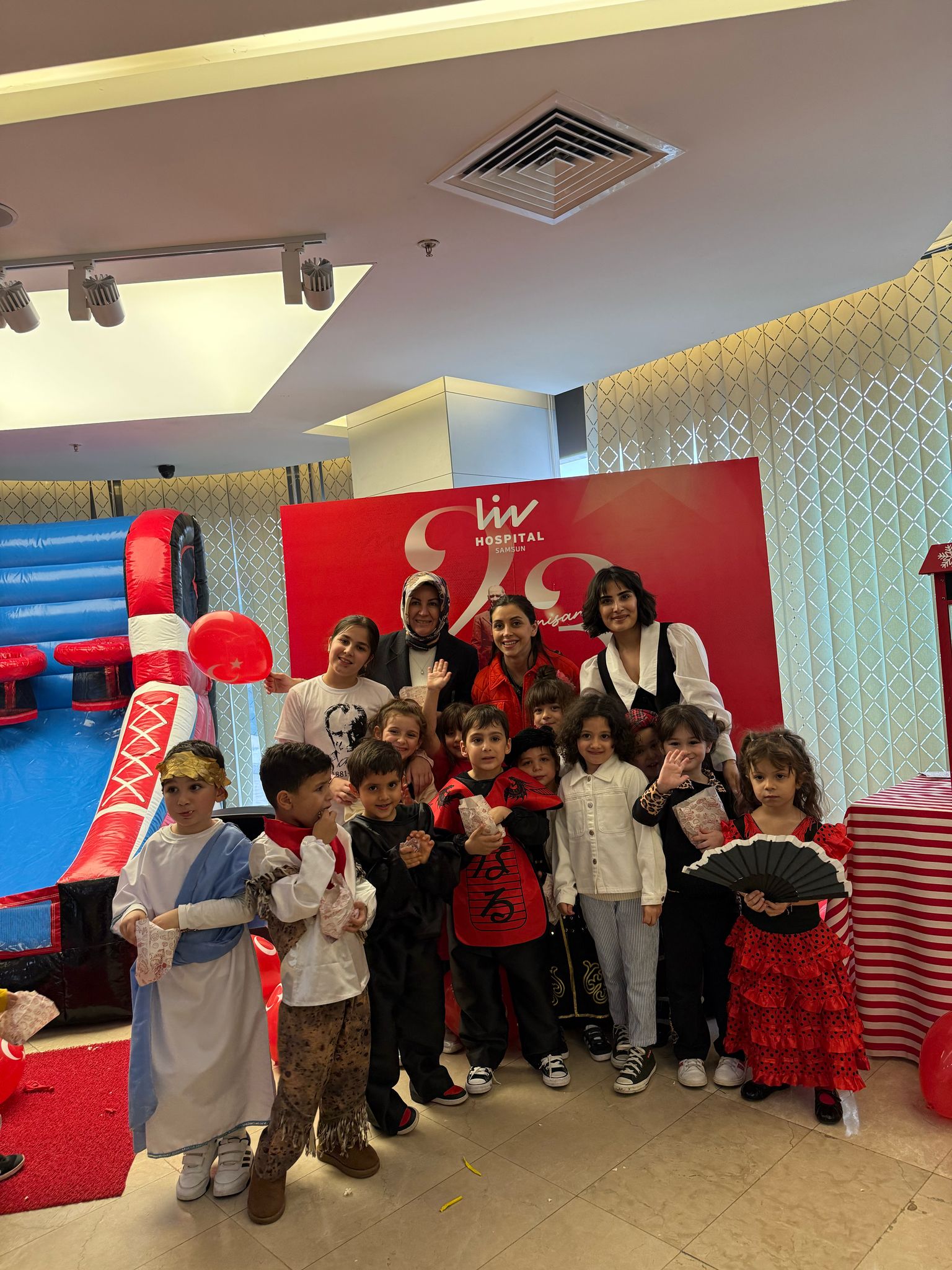 LIV HOSPITAL SAMSUN'DA ÇOCUK ŞENLİĞİ