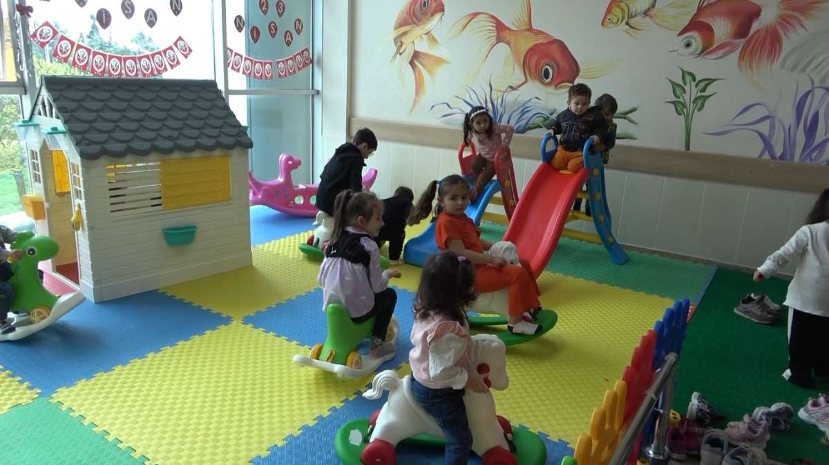 Bafra Devlet Hastanesi'nden miniklere 'oyun alanı' sürprizi