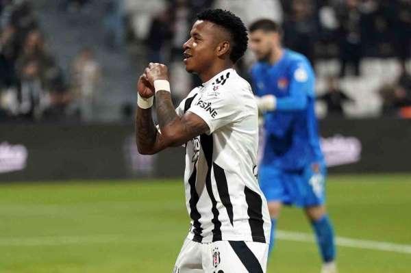 Keny Arroyo, Süper Lig'de ilk golünü attı