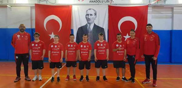 Down Sendromlular Basketbol Milli Takımı Eskişehir'de kampa girdi