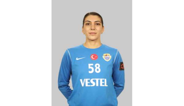 Kastamonu Belediyesispor'da kaleci Merve Erbektaş takımdan ayrıldığını açıkladı