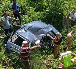 Ordu'da otomobil 200 metrelik uçuruma yuvarlandı: 1 yaralı
