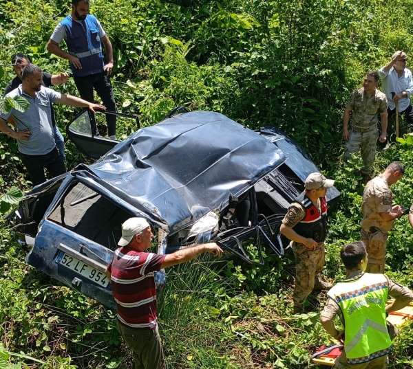 Ordu'da otomobil 200 metrelik uçuruma yuvarlandı: 1 yaralı