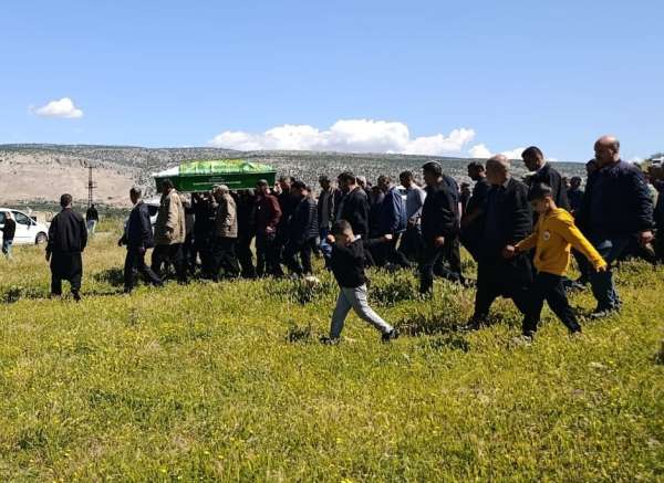 Gaziantep'te acı kaza: Geri manevra yaparken 1,5 yaşındaki torununu ezdi