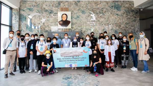 TÜBİTAK Projesi Kapsamında Özel Yetenekli Öğrenciler, Kayseri Üniversitesi'nde