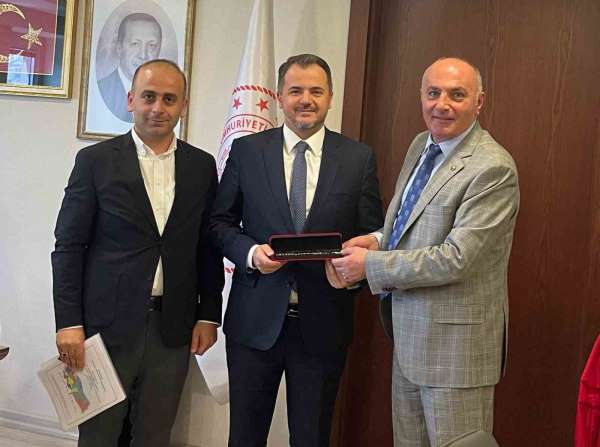 Başkan Özakalın'dan bakanlık bürokratlarına ziyaret
