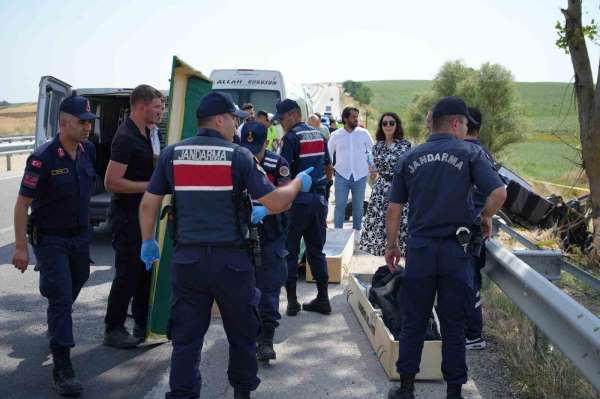 Edirne'de feci kaza: 5 ölü, 1 yaralı