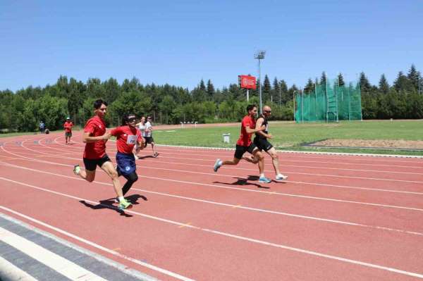 'Görme Engelliler Atletizm Türkiye Şampiyonası' sürüyor