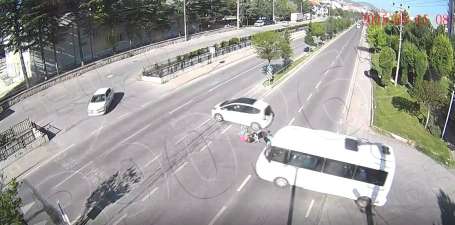 Kütahya'da 3 ayrı motosiklet kazası kamerada