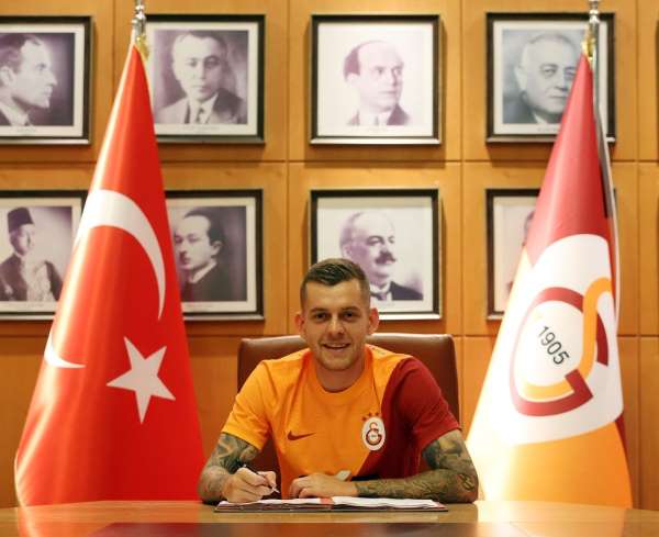 Alexandru Cicaldau: 'Galatasaray'a imza attığım için çok mutluyum'