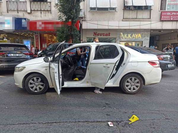 Kartal'da cadde ortasında silahlı saldırı: 1 yaralı