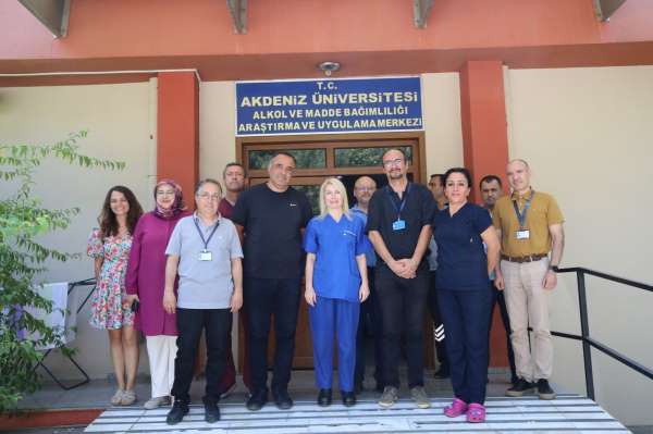 Akdeniz Üniversitesi AMBAUM'dan bağımlılıkla mücadelede yıllık binlerce tedavi