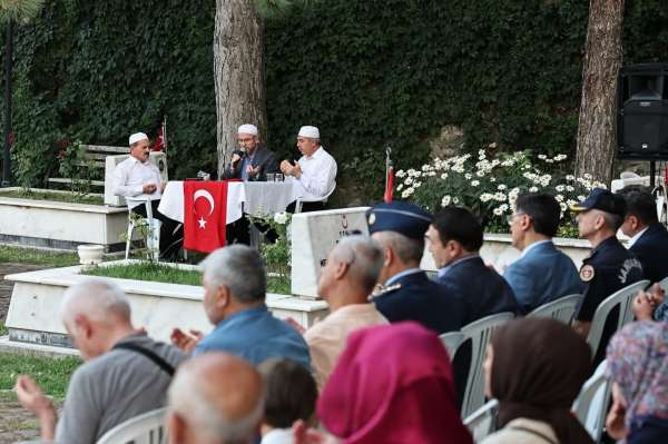 Kütahya'da şehit ve gaziler için mevlit programı düzenlendi