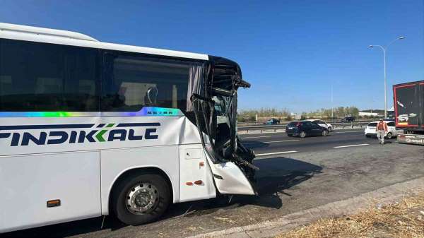 TEM'deki kazada ağır yaralanan hostes hayatını kaybetti