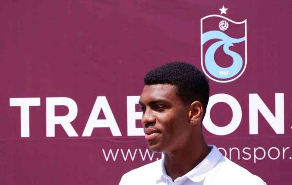 Trabzonspor'un yeni transferi Felipe Augusto: 'Burada evimde gibi hissediyorum'