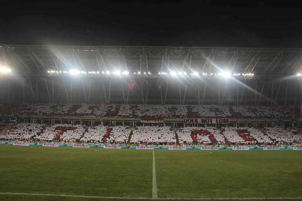 Sivasspor taraftarlarından koreografi