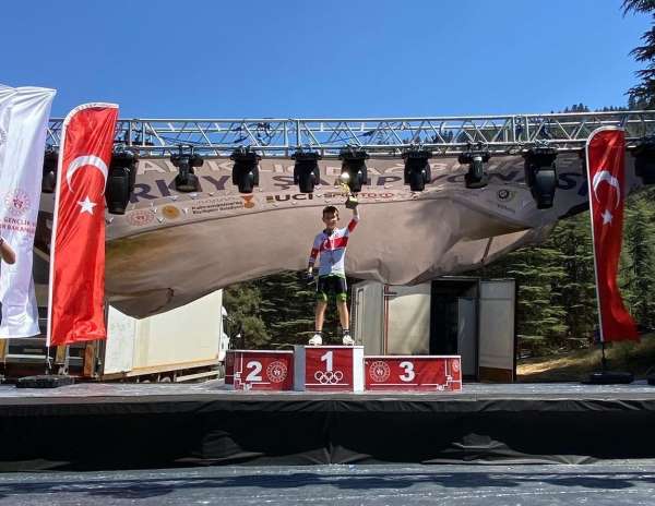 Sakarya Büyükşehirli sporculardan önemli başarı