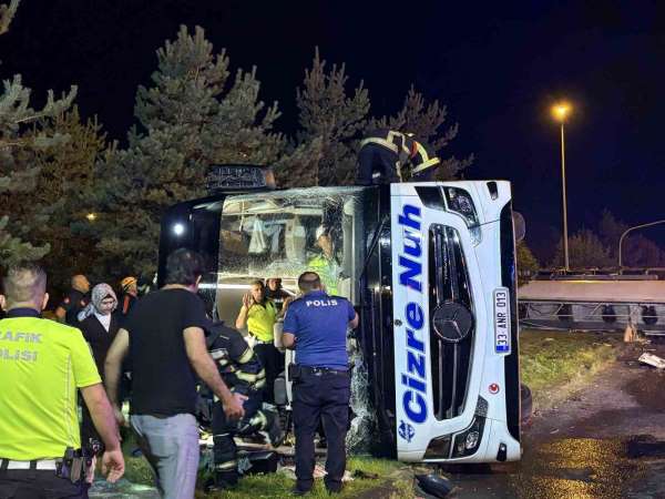 Yolcu otobüsüyle yakıt tankeri taşıyan tırın çarpıştığı kazada yaralı sayısı netleşti: 4'ü ağır, 39 yaralı