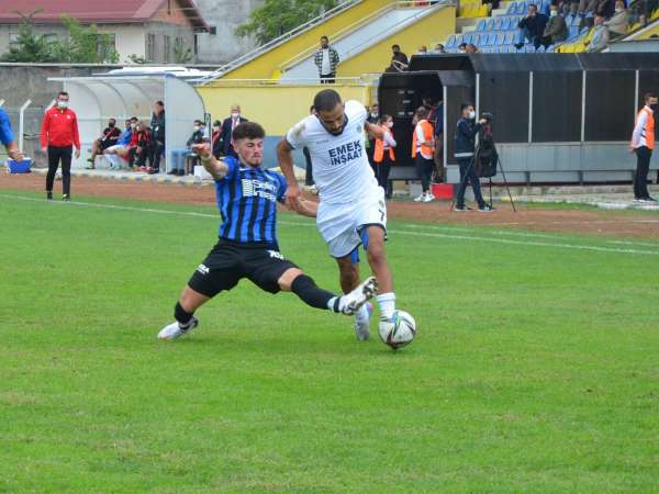 TFF 3. Lig: Fatsa Belediyespor: 0 - Arnavutköy Belediyesi Gençlik ve Spor: 2