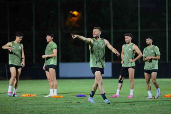 Alanyaspor, Galatasaray maçı hazırlıklarını tamamladı