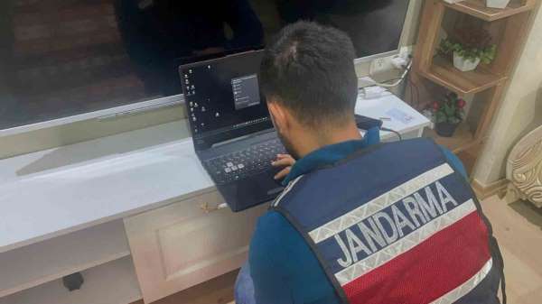 Kişisel verilerin erişilmesine imkan sağlayan 'Dragon Hackerz' isimli panel çetesi mensubu 2 şüpheli gözaltına
