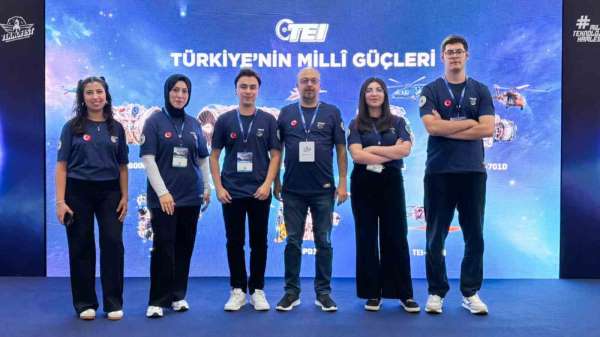 Selçuk Üniversitesi Kapsül Tulpar Takımı TEKNOFEST'te Türkiye üçüncüsü oldu