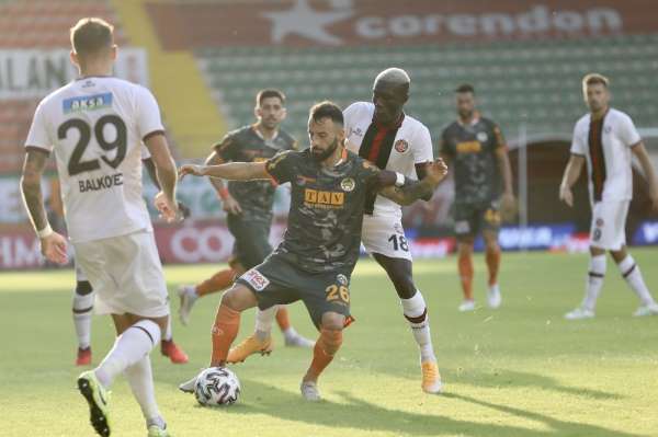 Süper Lig: Aytemiz Alanyaspor: 2 - Fatih Karagümrük: 0 (Maç sonucu) 