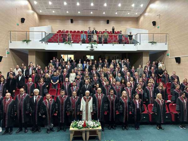 Eskişehir Teknik Üniversitesi'nin 2023-2024 Akademik Yılı Açılış Töreni yapıldı