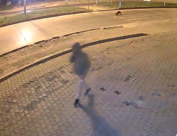 Aynı markete 3'üncü saldırı kamerada: Bu kez tabanca ile ateş açıldı