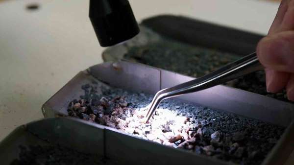 Bakan Bayraktar: 'Rezervuarların dilini çözüyor, enerji bağımsızlığımıza güç katıyoruz