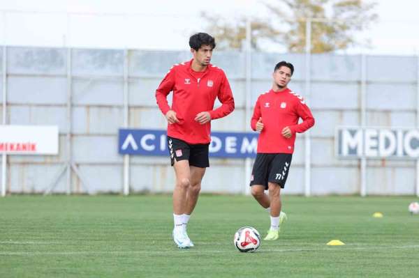 Sivasspor'da Osman Zeki Korkmaz idmana çıkmadı