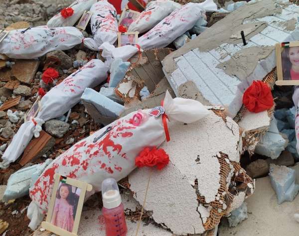 Üniversite öğrencileri Filistin'de yaşanan zulme dikkat çekti