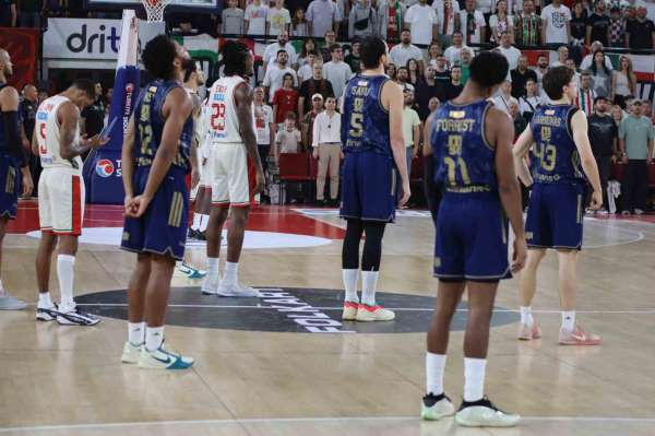 Basketbol Süper Ligi: Karşıyaka: 72 - Fenerbahçe: 97