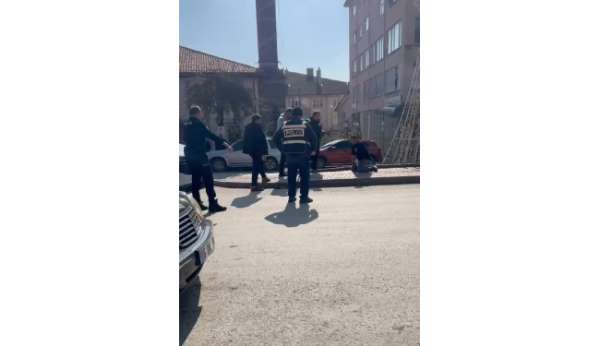 Bolu'da eli bıçaklı şahıs ekipleri harekete geçirdi