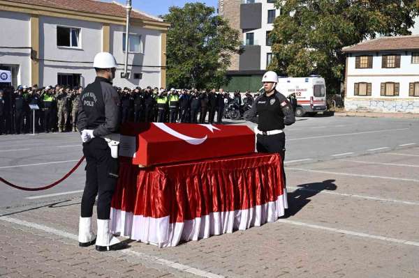 Geçirdiği kaza sonucu hayatını kaybeden polis memuruna son görev