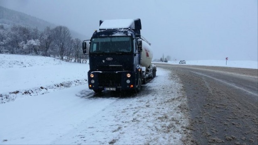 Ulaşıma kar engeli