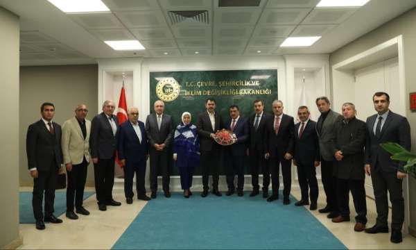 Başkan Gürkan ve AK Parti heyeti, Bakan Kurum ile bir araya geldi - Malatya haber