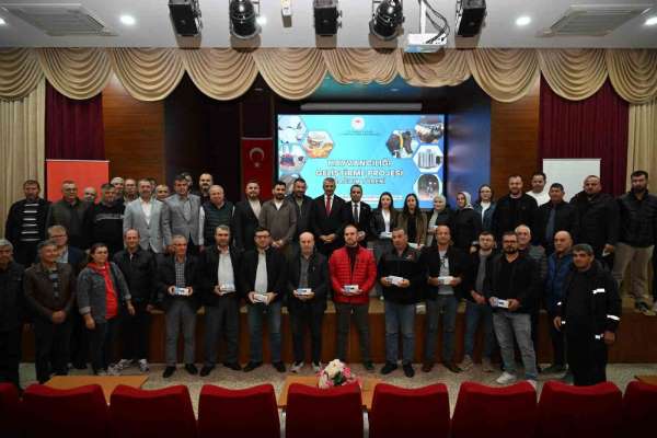 Edirne'de sütte verim artacak: 52 besiciye erken teşhis cihazı dağıtıldı