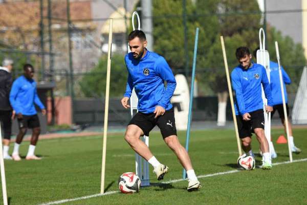 Manisa FK'da Pendikspor mesaisi sürüyor