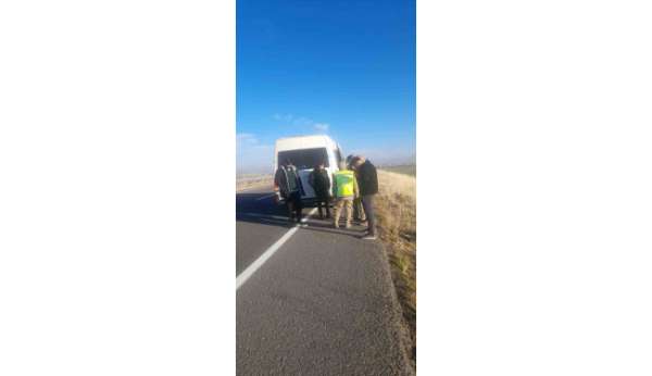 Tutak'ta trafik kazası; biri ağır üç yaralı