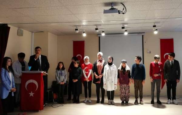 Mehmet Akif Ersoy'un şiirlerini güzel okuma yarışması