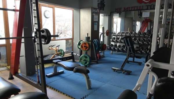 Spor salonları kapatılan dört ilden biri olan Isparta'da salon sahipleri destek 
