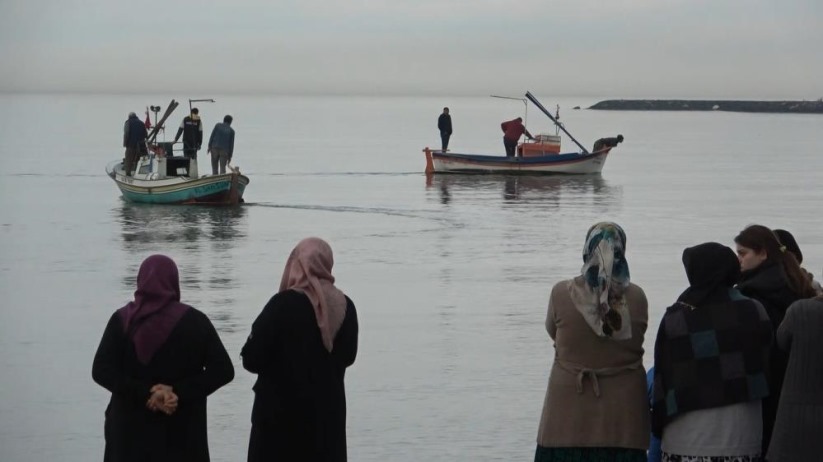 Karadeniz, Samsun'da kaybolan balıkçıları vermiyor