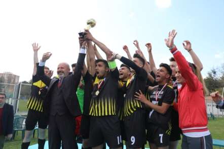 Kocasinan'da Liseler Arası Futbol Turnuvasında Birlik ve Beraberlik Vurgusu