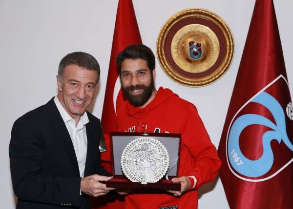 Trabzonspor'da Olcay Şahan ve Ibanez'e veda plaketi 