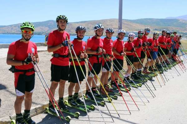 Tekerlekli Kayak Milli Takımı Bitlis'te kampa girdi 