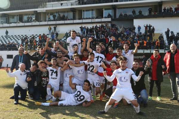 Manisaspor 25 hafta sonra sahadan galibiyetle ayrıldı