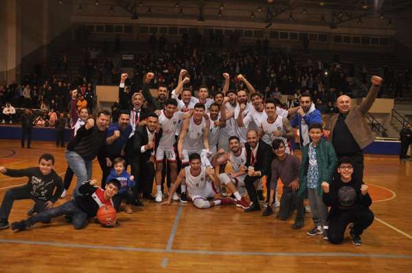 Nazilli Belediyespor parkede galip geldi 