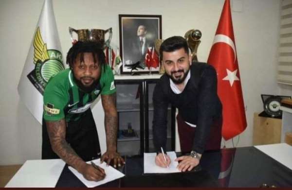 Akhisarspor'da üç transfer daha 