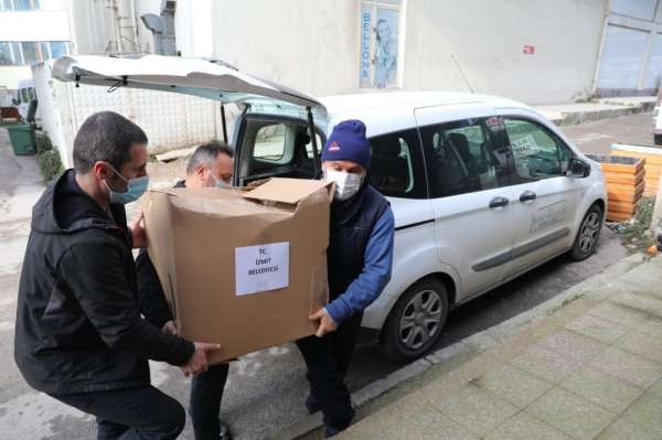 Şehitlerin adının yaşatılacağı üç kütüphaneye, İzmit Belediyesinden kitap desteği 